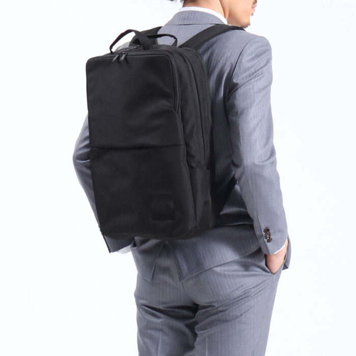 スーツにリュックは「ダサくない」通勤に使えるビジネスリュック35選！ | コスパタイムズ